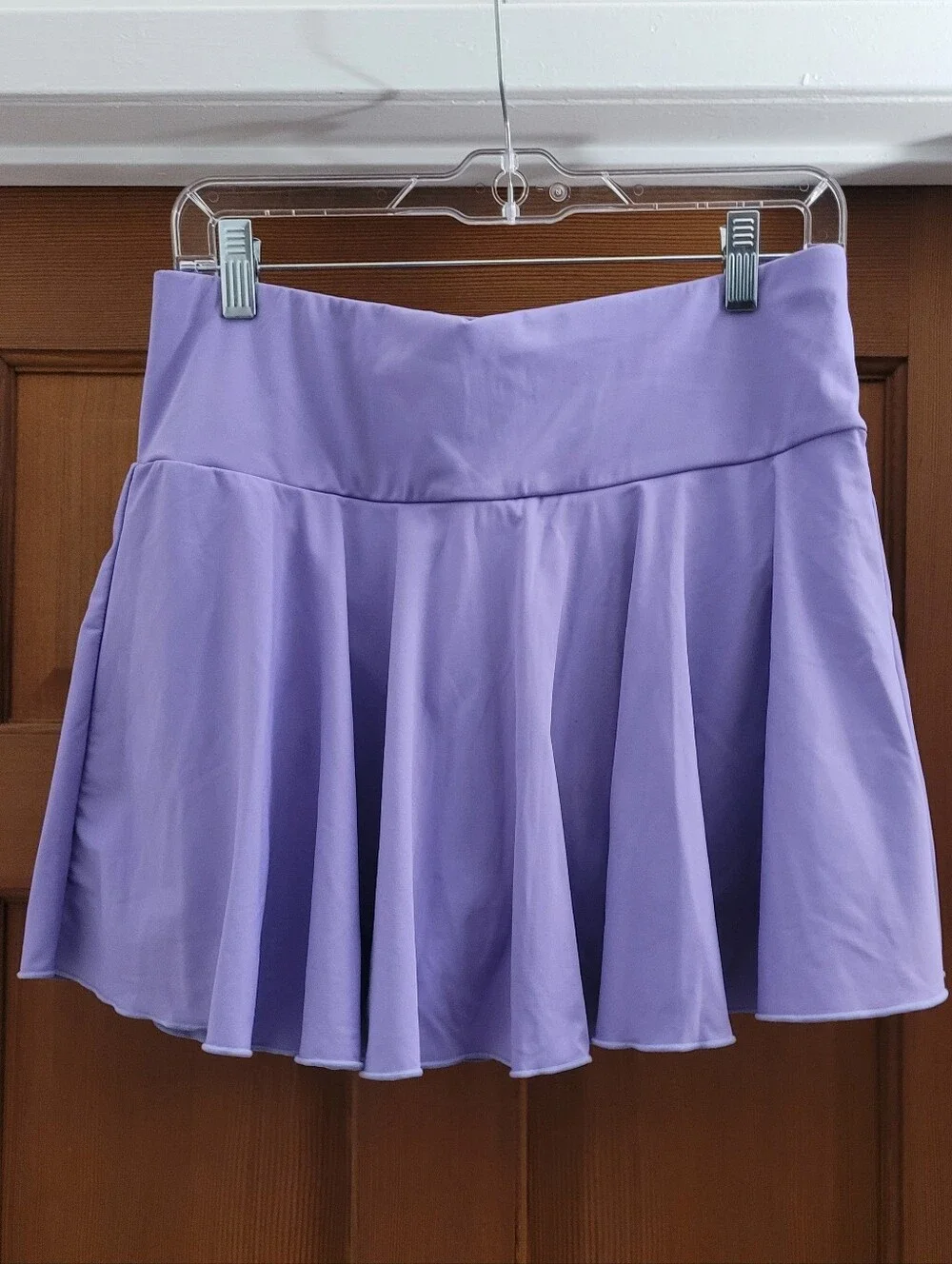 Halara Skirt / Skort with built in shorts